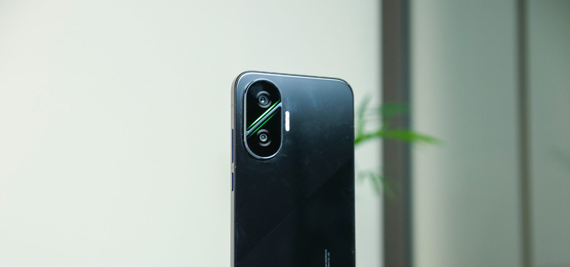 POCO F7 al minimo storico su Amazon