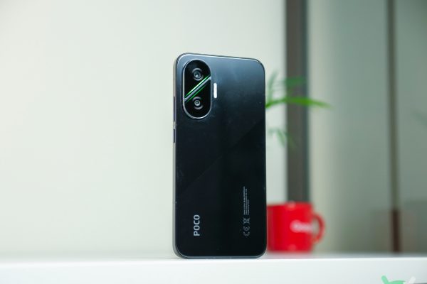 POCO F7 al minimo storico su Amazon