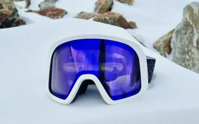 La maschera da sci che sfrutta l’AI per la massima visibilità sulla neve