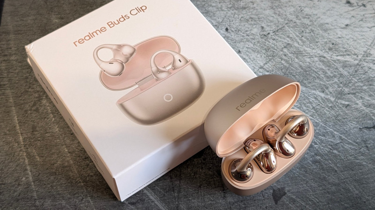 realme Buds Clip: auricolari open-ear a clip per chi cerca comfort e versatilità
