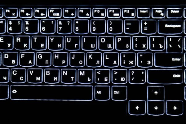 Selezionare testo con la tastiera