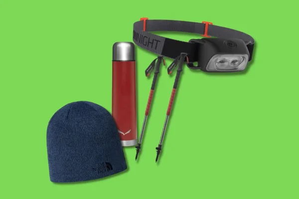 Zaino da trekking invernale, cosa mettere dentro tra vestiti e accessori