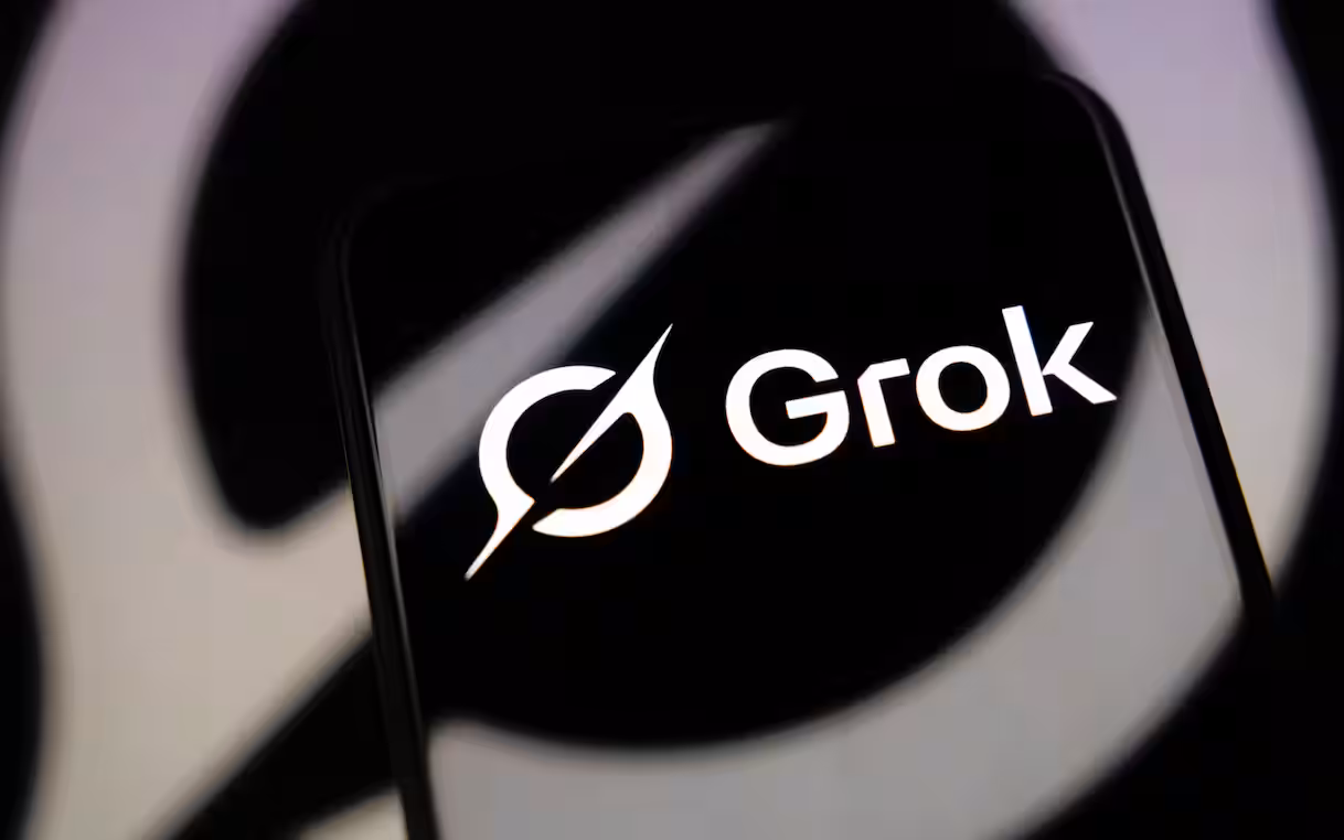 “Grok AI ha creato milioni di immagini sessualmente esplicite”: l’analisi