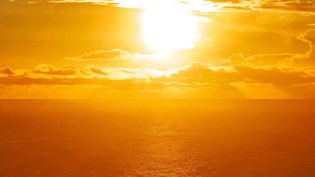 Oceani, il calore accumulato nel 2025 equivale a 12 bombe atomiche