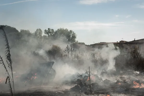Terra dei fuochi, un anno dopo la condanna dell’Italia sono sempre le comunità a impegnarsi per la giustizia ambientale