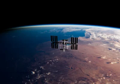 Sulla Stazione spaziale internazionale virus e batteri si stanno comportando in modo (molto) strano