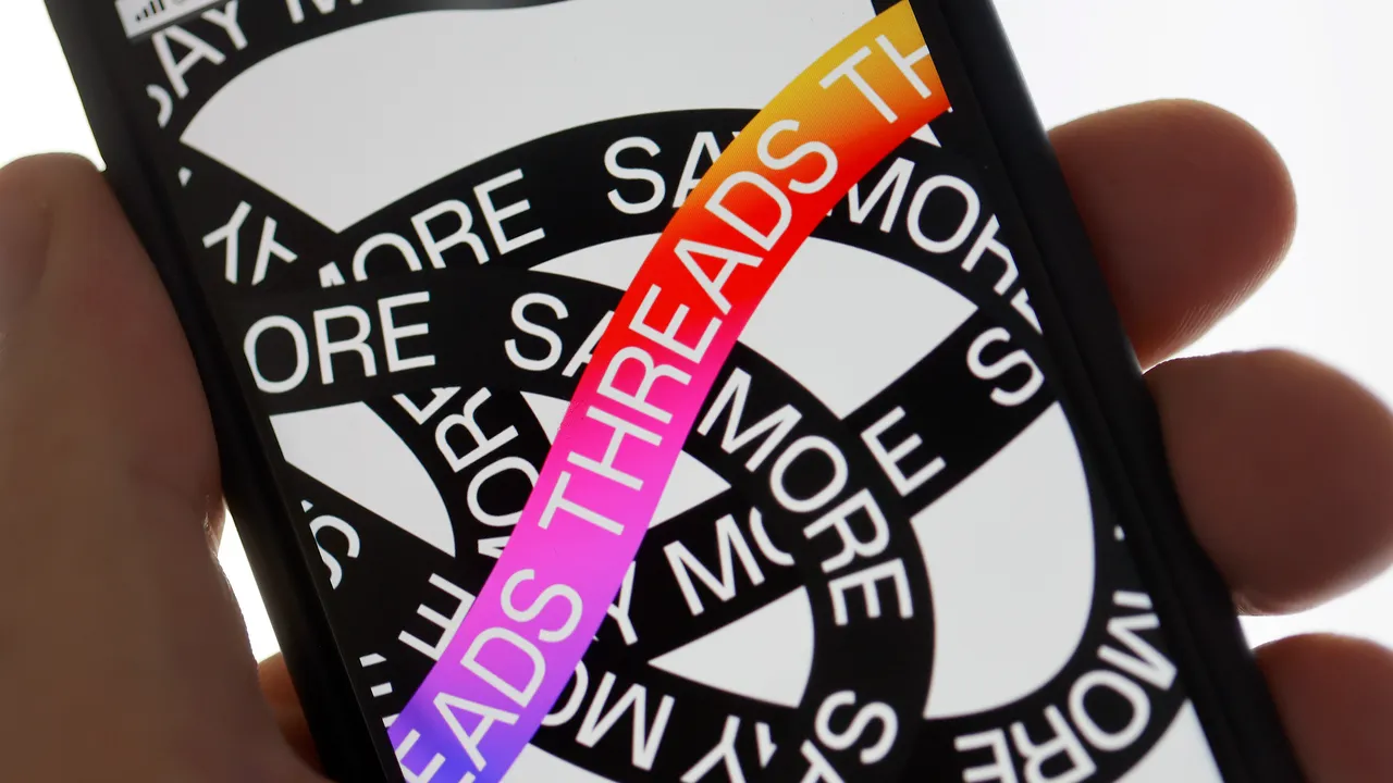 Threads supera X su mobile, più utenti attivi e una crescita costante
