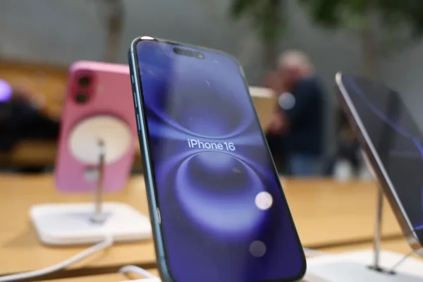 Smartphone più venduti, iPhone domina assieme ai Samsung Galaxy