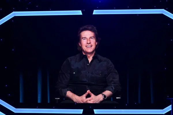Tom Cruise ha compiuto un’altra missione impossibile, filmare una scena di Star Wars: Starfighter