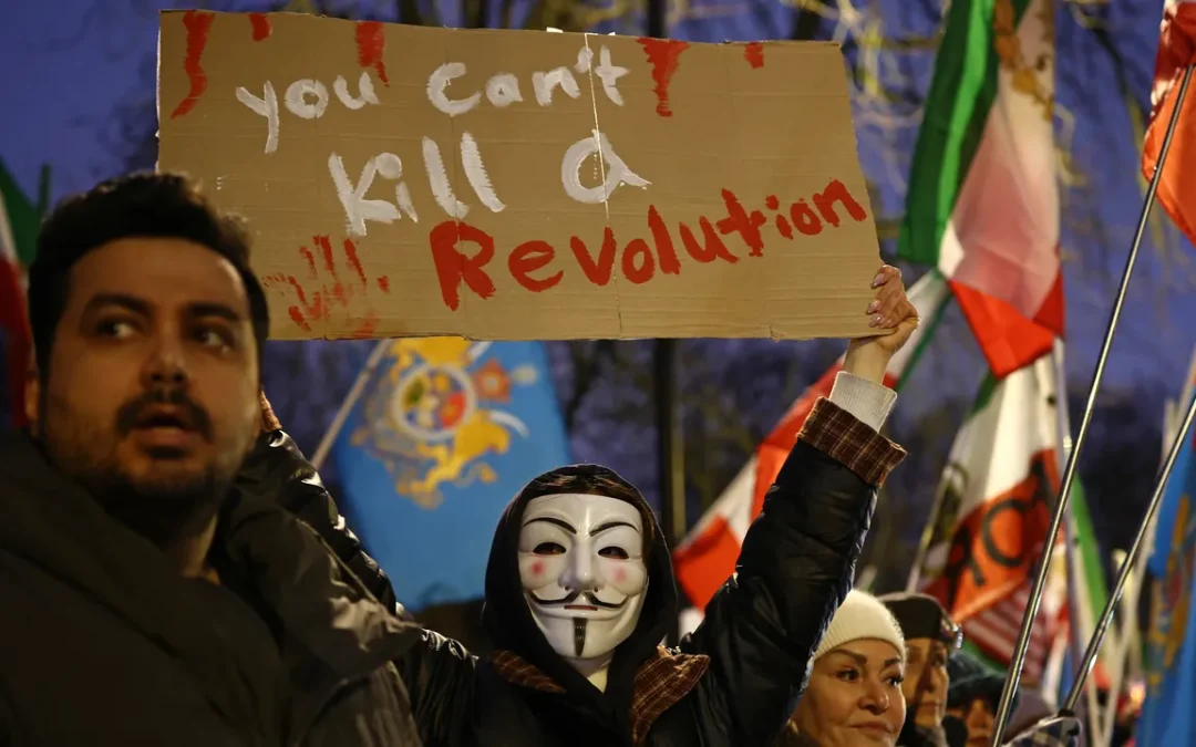 Blackout di internet e proteste in Iran: come e perché il regime spegne la rete per reprimere il dissenso