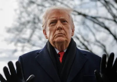 Tra una Groenlandia e un dazio, Donald Trump compra un milione di dollari in obbligazioni in Netflix e Warner Bros. Discovery