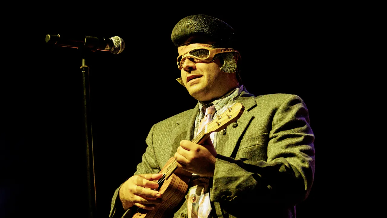 È giunto il momento di parlare seriamente di TonyPitony, che potrebbe essere il vero protagonista di Sanremo