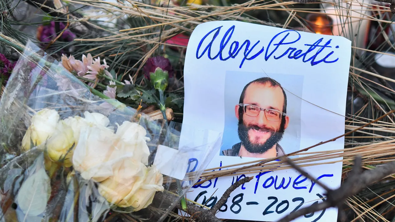 Alex Pretti, il governo americano sta cercando di infangarlo per giustificare l’omicidio degli agenti anti-immigrazione a Minneapolis