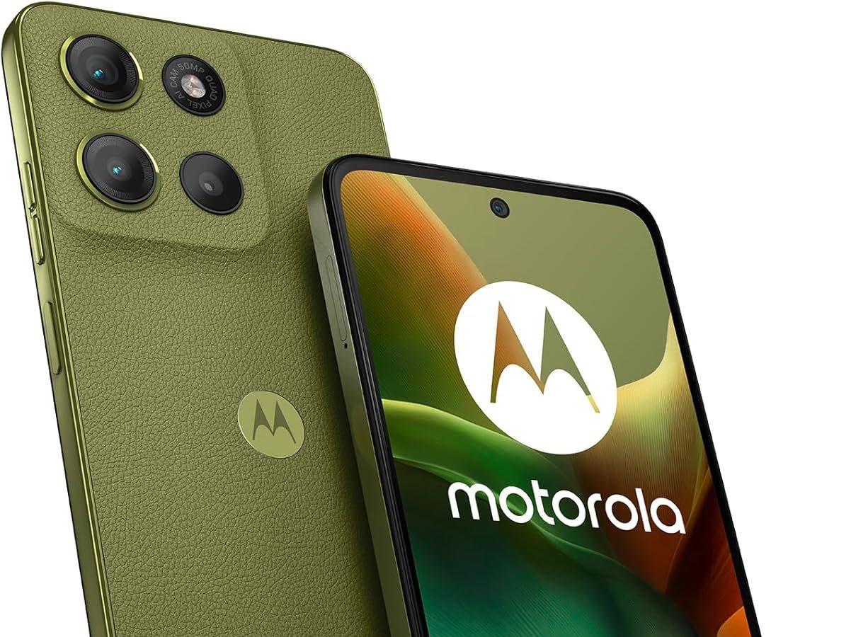 Motorola Moto G15 (8/256GB, Dual Camera 50+5MP + Flicker Sensor, 6.72 Inch FHD+ 60Hz Display, 5100mAh Battery, MediaTek Helio G81, Android 15), Iguana Green