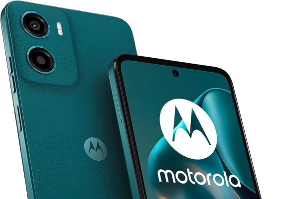 Motorola Moto G05 (4/128GB, 50MP Camera + Anti-Flicker Sensor, 6.67 Inch HD+ 90Hz Display, 5200mAh Battery, MediaTek Helio G81, Android 15), Forest Green