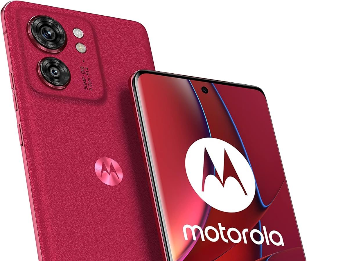 Motorola Edge 40 Display 6.55″ IP68, 8/256GB, 5G, Dual SIM, Android 13, Case Included) Viva Magenta