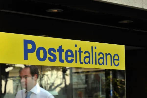Spid PosteId diventa a pagamento con un canone di 6 euro annui