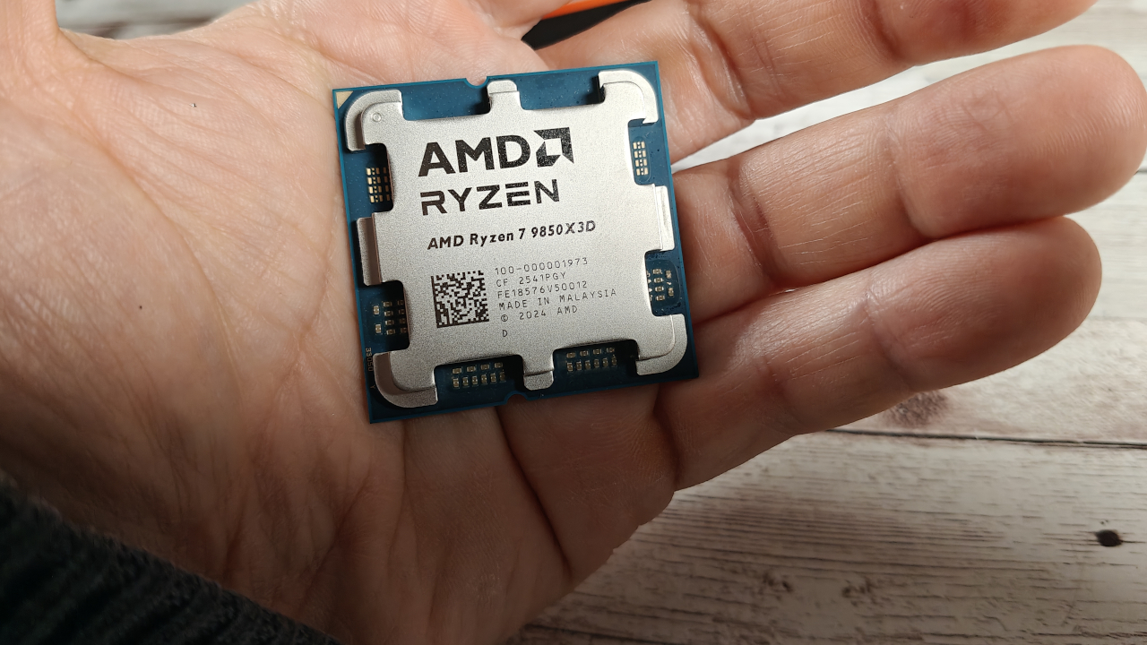 AMD Ryzen 7 9850X3D: Zen 5, 3D V-Cache e frequenze al top per il gaming