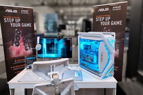 ASUS ROG Swift OLED PG27AQWP-W: 720 Hz e 0,02 ms bastano per il gaming competitivo?