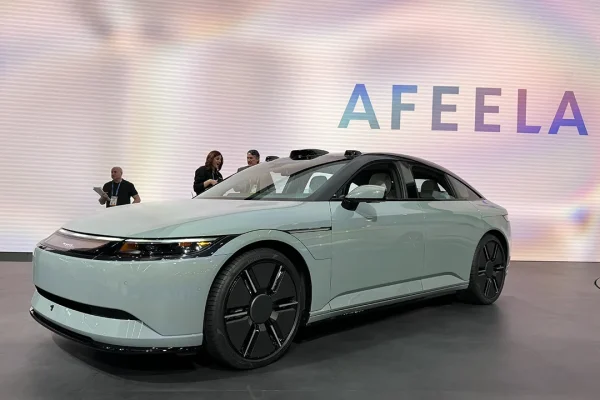 Afeela 1 di Sony Honda Mobility arriva quest'anno, e sul palco del CES c'è anche un SUV