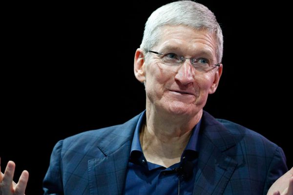 Apple, boom di iPhone e Servizi: è una trimestrale da massimi storici