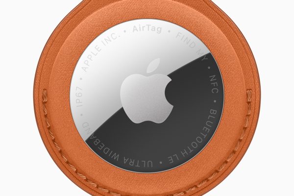 Apple lancia AirTag aggiornato: range esteso e altoparlante potenziato