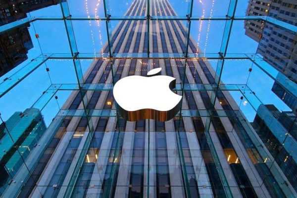 Apple prova a fare scorte di chip ma gli aumenti saranno inevitabili