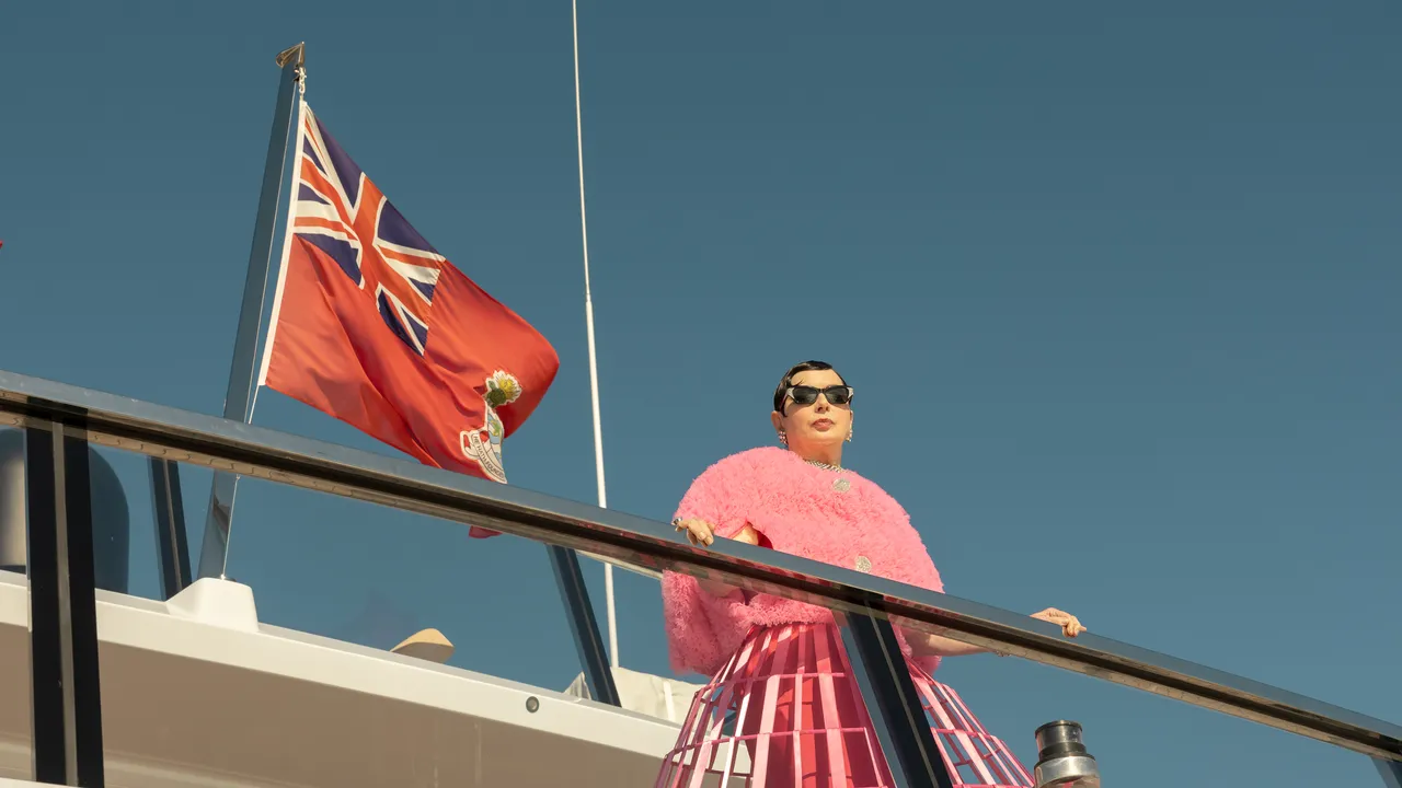 The Beauty, ovvero la serie dalla bellezza vacua e falsa sulla bellezza vacua e falsa