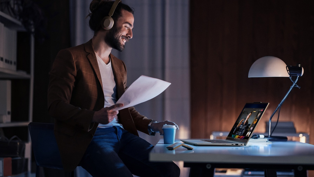 CES 2026: Lenovo punta sull’IA ambientale con Qira, nuovi proof of concept e una nuova generazione di PC