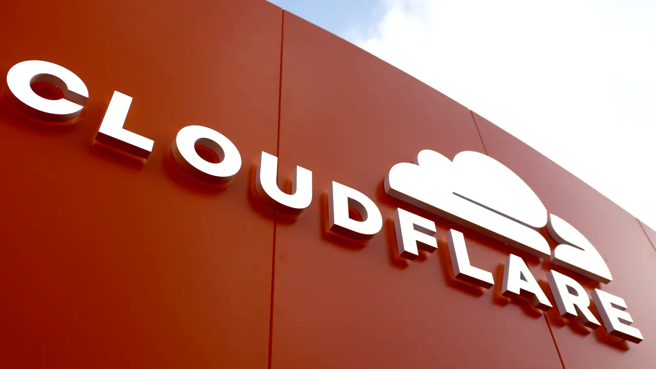 Cloudflare vs Agcom: cosa succede a internet in Italia se l’azienda lascia il paese