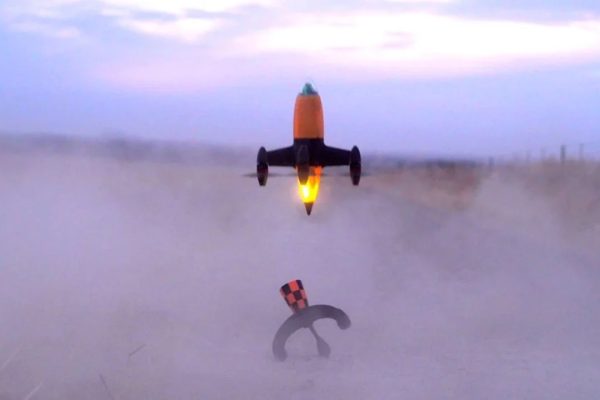 Costruito in casa, più veloce di un aereo ATR 72: ecco il drone da 657 km/h