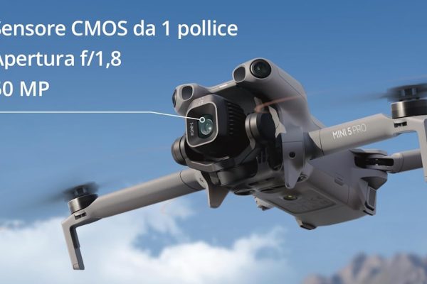 DJI Mini 5 Pro Combo Fly More scende a 839€ su Amazon: top tra i droni, ultraleggero, 3 batterie e sensore da 1 pollice