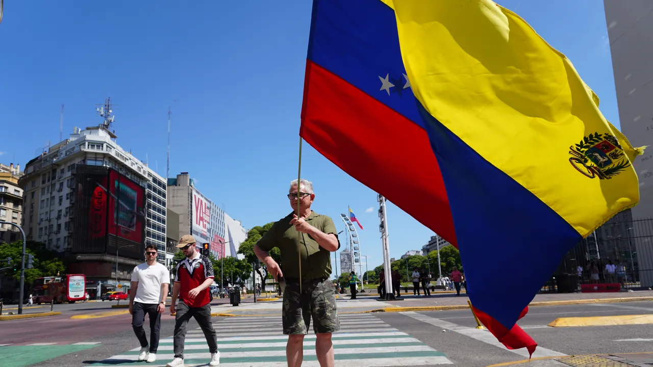 Venezuela, dopo l’intervento USA e l’arresto di Maduro, l’opinione pubblica si spacca