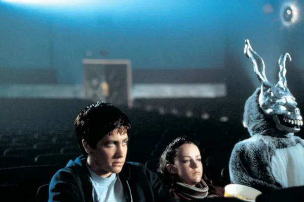 Visionario e disturbante, Donnie Darko venticinque anni fa ha riscritto il concetto di controcultura al cinema