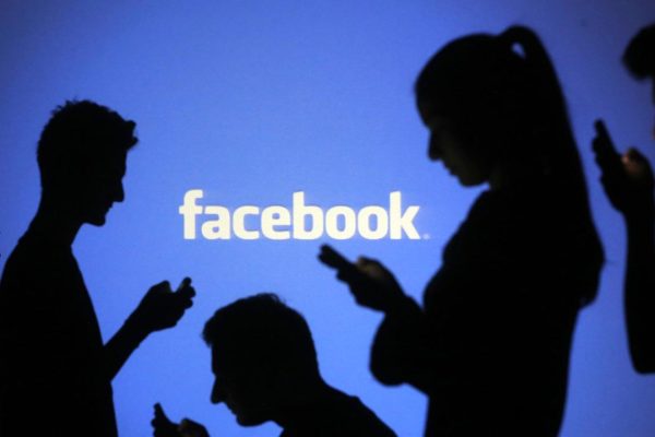 Facebook, cresce il furto di password con la tecnica browser-in-the-browser: ecco cosa sapere