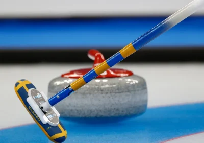 Curling e tecnologia: come scope, scarpe e sensori tech stanno cambiando lo sport più atteso di Milano Cortina 2026