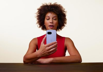 Google Pixel 10, altri 100€ di sconto su Amazon: Gemini e tripla fotocamera top a 477€ con coupon