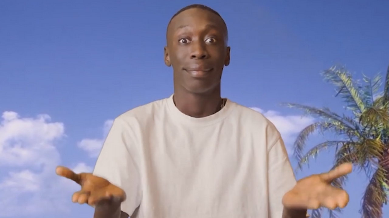 Il tiktoker Khaby Lame cede la sua società e la sua immagine per quasi un miliardo di euro