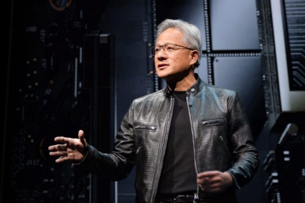 Jensen Huang propone i token come nuovo incentivo economico per gli ingegneri AI