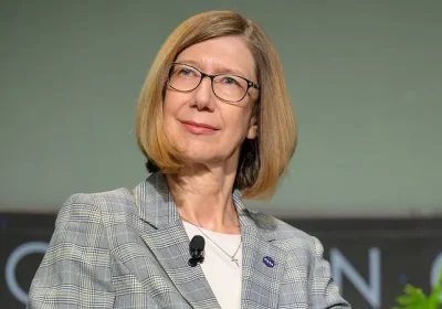 Kathy Lueders, dalla Nasa all’Europa (via SpaceX) “La corsa allo spazio? È importante che rimanga una competizione sana e civile”.