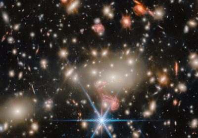 L'immagine del mese del telescopio spaziale James Webb è dedicata all'ammasso di galassie MACS J1149