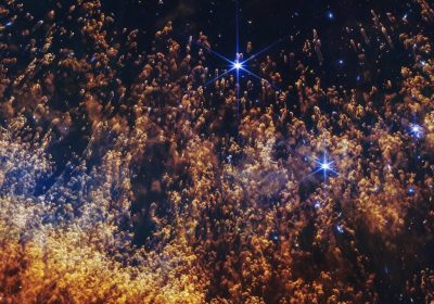 La bellissima immagine della nebulosa Elica catturata dal telescopio spaziale James Webb