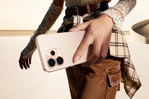 OPPO ha svelato la serie Reno 15 global: quattro modelli per conquistare la fascia media