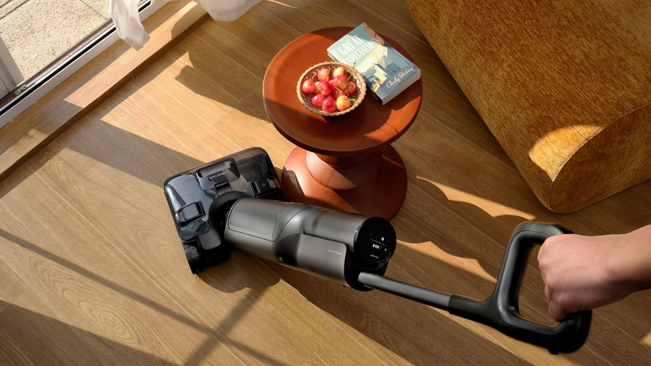 Roborock lancia in Italia F25 ACE Pro: caratteristiche e prezzi del nuovo lavapavimenti