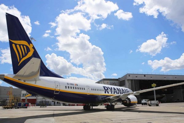 Ryanair non utilizzerà Starlink sui suoi aerei per via delle tratte brevi e dei consumi superiori
