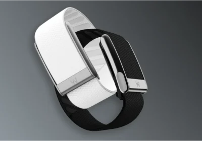 Sinner e Alcaraz fermati dall'arbitro: il caso Whoop scuote il tennis mondiale