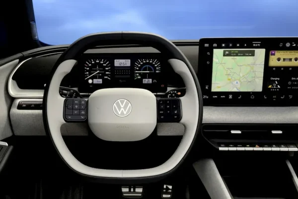 Volkswagen mostra i nuovi interni: più qualità e tocchi vintage. Esordiranno con ID.Polo