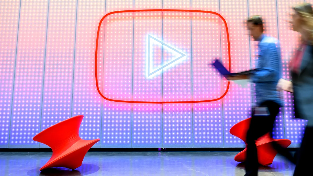 AI slop, YouTube ormai è invasa dai video fuffa dell’intelligenza artificiale (che sono un business milionario)