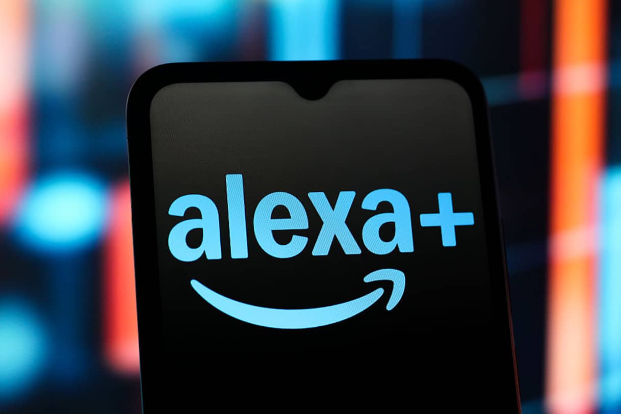 Polemiche per Alexa Plus attivato automaticamente per alcuni utenti Amazon Prime