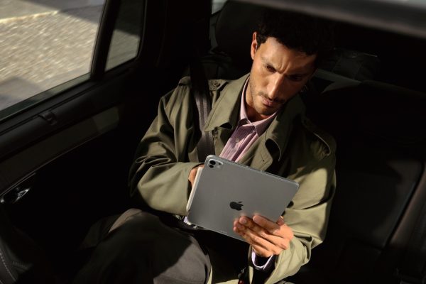 iPad Pro 11'' con chip M4 scende a 949€ su Amazon: potenza estrema e display Ultra Retina XDR